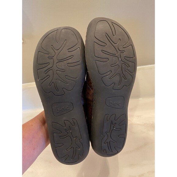 B.O.C. Born Concept Brown Floral Embosed Women Sz 7 Slip On Clogs Arch Suprt BOC - Picture 9 of 10